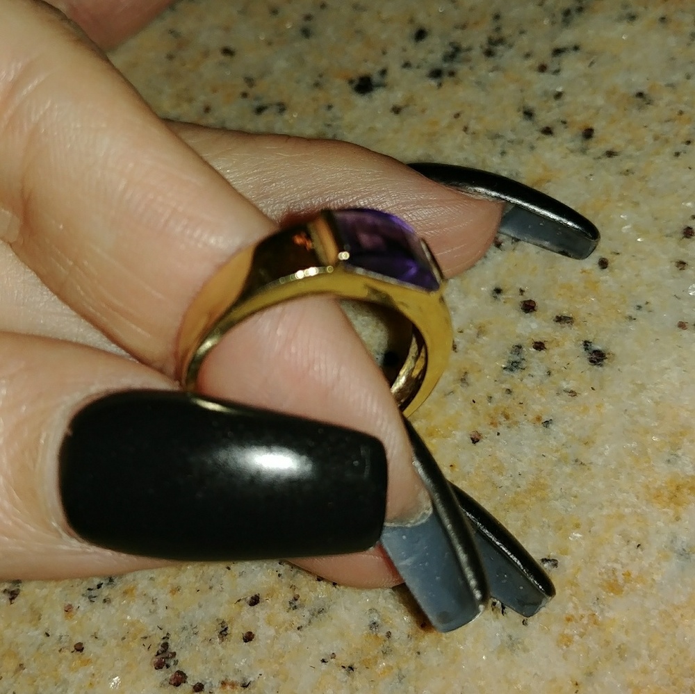 ~Unique Amethyst Ring~ Size 8.5 SOLID 14kt Gold